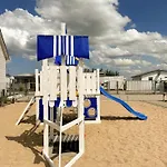 Vakantiehuis Bursztynowa Przystan - Nad Morzem Darłowo